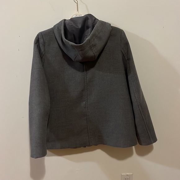 Gray jacket - Picture 4 of 4